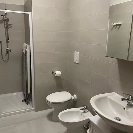 Lacasadisara ヴィエステ